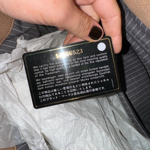 Authentic Washed Calfskin Drawstring Tote Beige - Picture 9 of 9